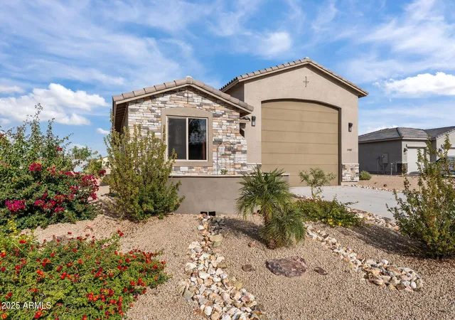 Photo 1 of Single family home for sale at 1900 W Ringo Rd, Wickenburg, AZ 85390 | MLS# 7064845 | Listing updated on 2026-10-18