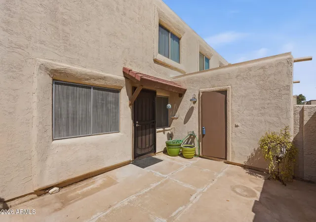 Photo 2 of Townhouse for sale at 4256 N 82nd Street, Scottsdale, AZ 85251 | MLS# 7069214 | Listing updated on 2026-09-01