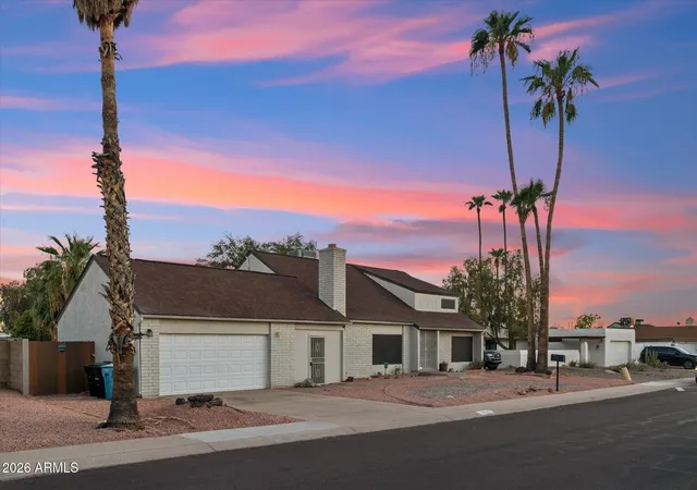 Photo 2 of Single family home for sale at 3017 W Sahuaro Dr, Phoenix, AZ 85029 | MLS# 7072232 | Listing updated on 2026-09-18