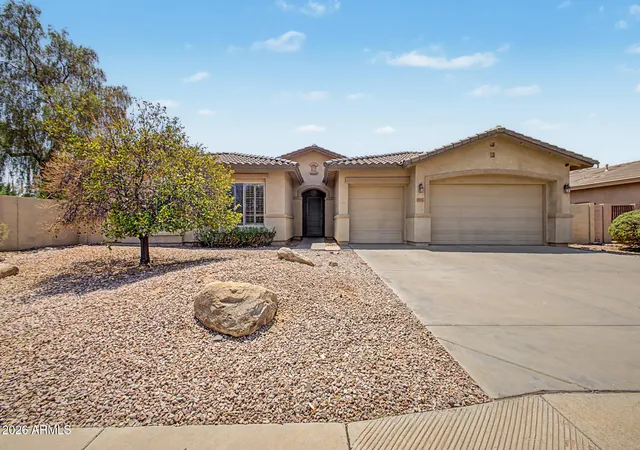 Photo 1 of Single family home for sale at 1414 N Robin Ln, Mesa, AZ 85213 | MLS# 7065234 | Listing updated on 2026-08-13