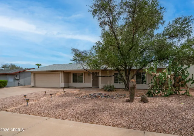 2nd image of 11031 S Bannock St, Phoenix, AZ 85044 | MLS# 7068381