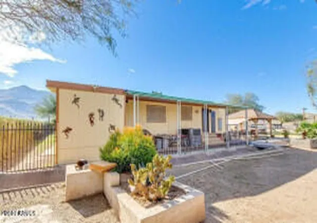 Photo 3 of Single family home for sale at 3232 W Carver Rd, Laveen, AZ 85339 | MLS# 7064945 | Listing updated on 2026-09-14