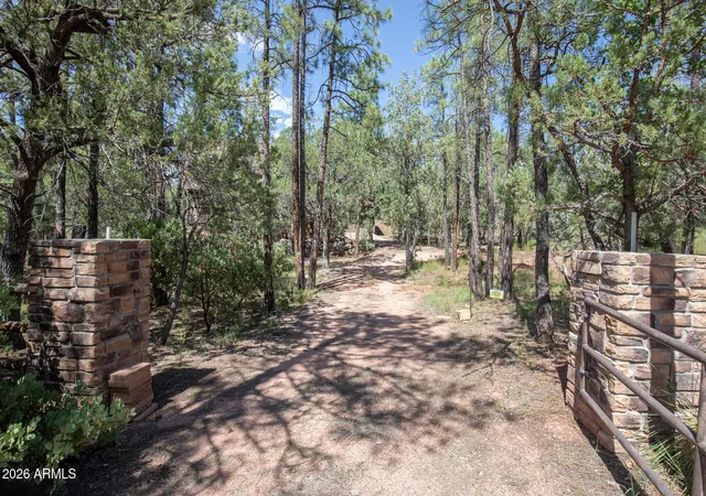 Photo 3 of Single family home for sale at 243 N Wild Oak Dr, Payson, AZ 85541 | MLS# 7064913 | Listing updated on 2026-09-29