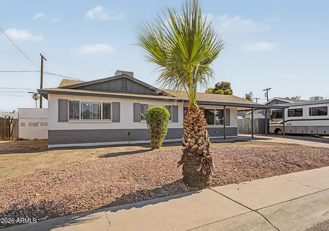 2nd image of 2917 W Aster Dr, Phoenix, AZ 85029 | MLS# 7065618