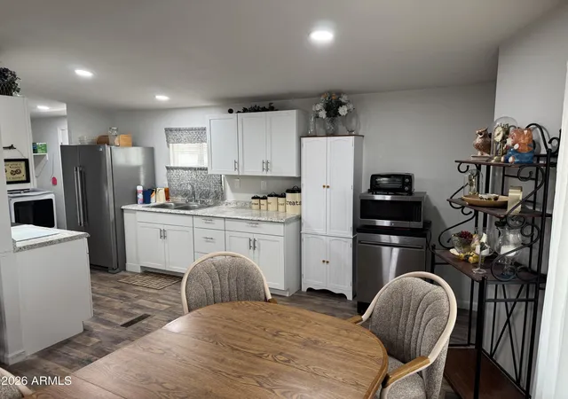 Photo 3 of Manufactured home for sale at 2165 N Wheatfields Rd #46, Globe, AZ 85501 | MLS# 7064917 | Listing updated on 2026-08-11