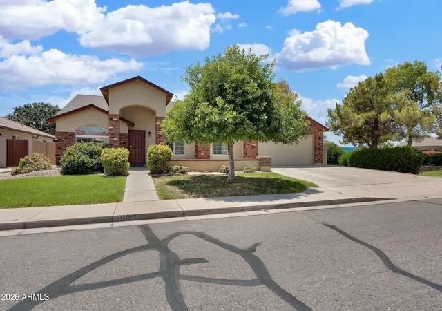 Photo 1 of Single family home for sale at 3889 E Meadow Land Dr, San Tan Valley, AZ 85140 | MLS# 7064974 | Listing updated on 2026-09-06