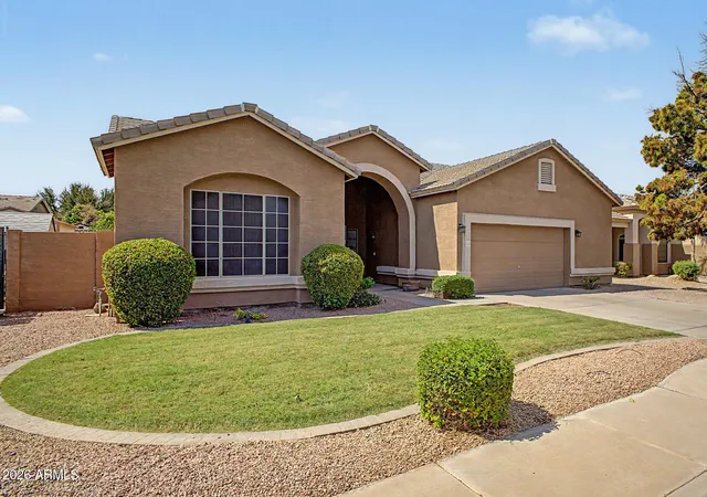 1st image of 245 E Smoke Tree Rd, Gilbert, AZ 85296 | MLS# 7066925