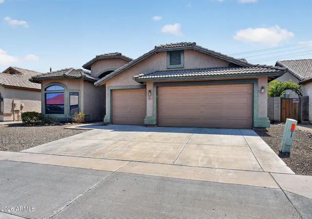 2nd image of 9001 S 7th Dr, Phoenix, AZ 85041 | MLS# 7064935