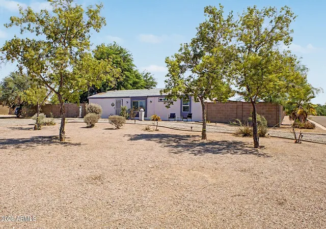 Photo 1 of Manufactured home for sale at 897 E Goldmine Ln, San Tan Valley, AZ 85140 | MLS# 7065576 | Listing updated on 2026-08-27