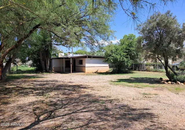 2nd image of 225 N Carmichael Ave, Sierra Vista, AZ 85635 | MLS# 7065363