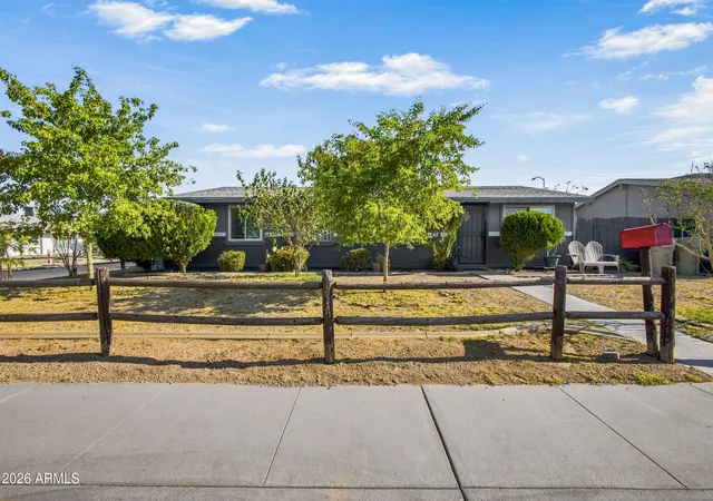 2nd image of 5203 W Banff Ln, Glendale, AZ 85306 | MLS# 7064983