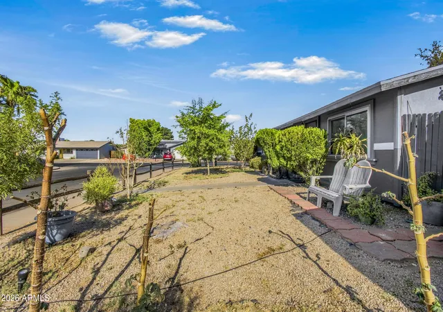 Photo 3 of Sale Pending at 5203 W Banff Ln, Glendale, AZ 85306 | MLS# 7064983 | Listing updated on 2026-09-11