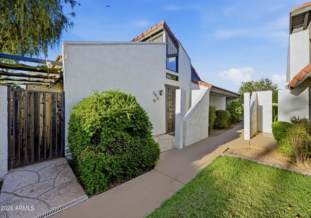 Townhouse for sale at 2810 E Glenrosa Ave #16, Phoenix, AZ 85016 | MLS# 7068540
