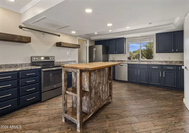 Photo 2 of Single family home for sale at 6914 E Highland Rd, Cave Creek, AZ 85331 | MLS# 7065050 | Listing updated on 2026-09-11