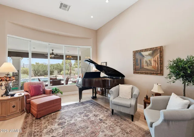 Photo 3 of Sale Pending at 1116 W Las Palmaritas Dr, Phoenix, AZ 85021 | MLS# 7065479 | Listing updated on 2026-09-07