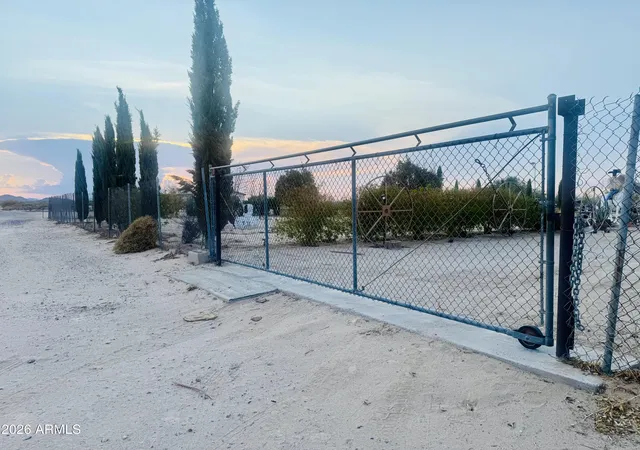 1st image of 0 W Vineyard Ave #'-', Tonopah, AZ 85354 | MLS# 7065497