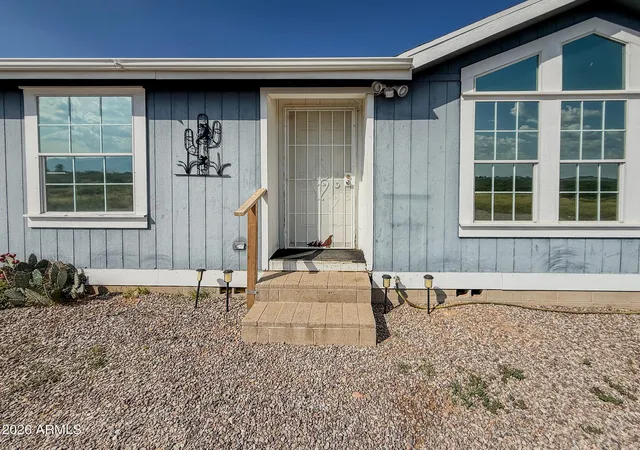 Photo 4 of Manufactured home for sale at 9667 E Spirits Path, Sierra Vista, AZ 85650 | MLS# 7065026 | Listing updated on 2026-09-23