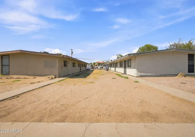 2nd image of 2210 W Heatherbrae Dr, Phoenix, AZ 85015 | MLS# 7065237