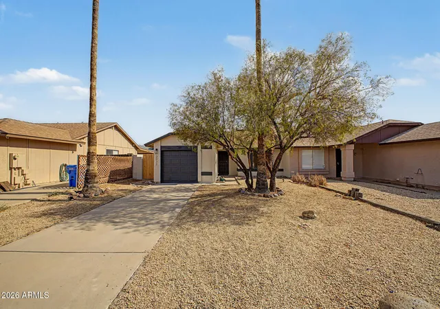 2nd image of 3033 W Tonopah Dr, Phoenix, AZ 85027 | MLS# 7066611