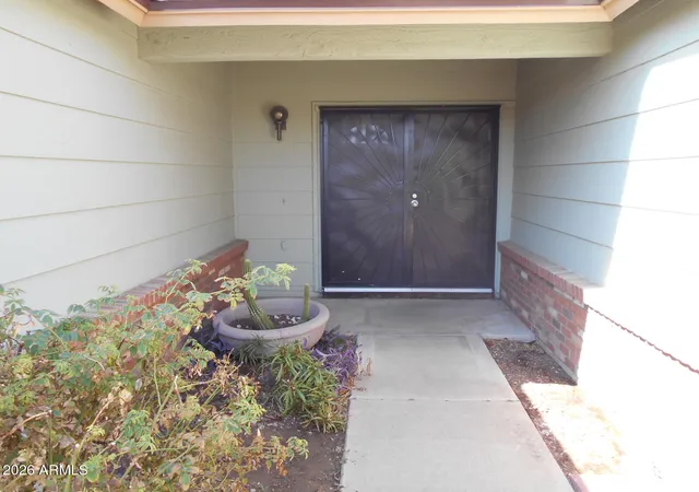 Photo 2 of Single family home for sale at 6532 W Lupine Ave, Glendale, AZ 85304 | MLS# 7065644 | Listing updated on 2026-09-16