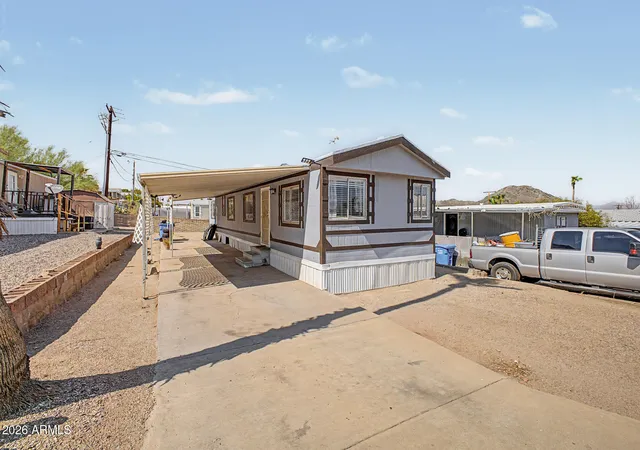 Photo 3 of Manufactured home for sale at 1908 E Dahlia Dr, Phoenix, AZ 85022 | MLS# 7067333 | Listing updated on 2026-08-19