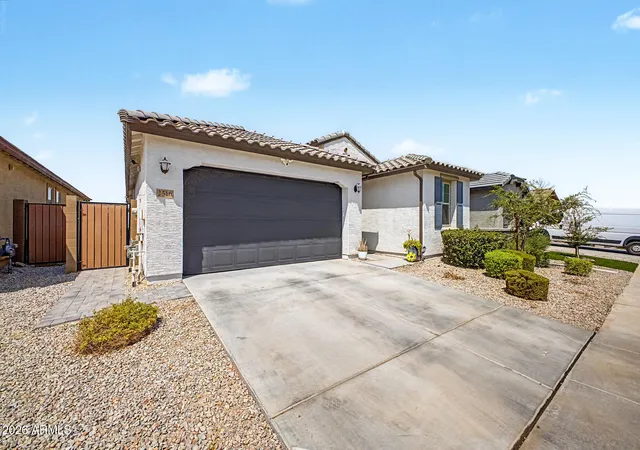 1st image of 2516 W Hidalgo Ave, Phoenix, AZ 85041 | MLS# 7070496