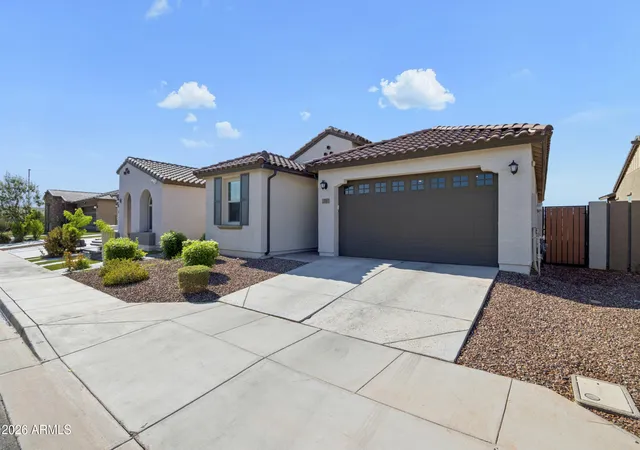 Photo 3 of Single family home for sale at 73 E Capricorn Way, Chandler, AZ 85249 | MLS# 7065909 | Listing updated on 2026-09-17