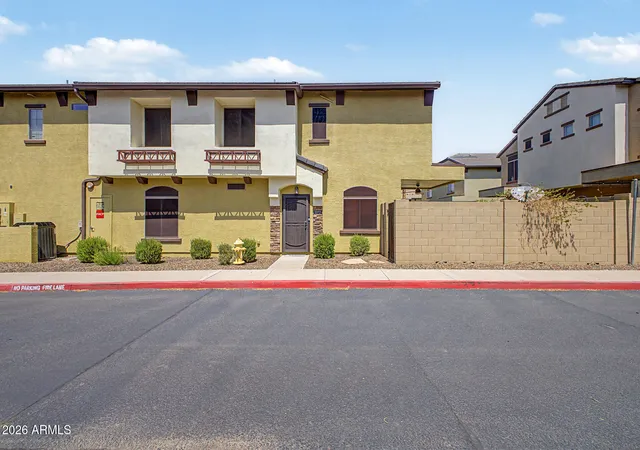 1st image of 2725 E Mine Creek Rd #1072, Phoenix, AZ 85024 | MLS# 7066764