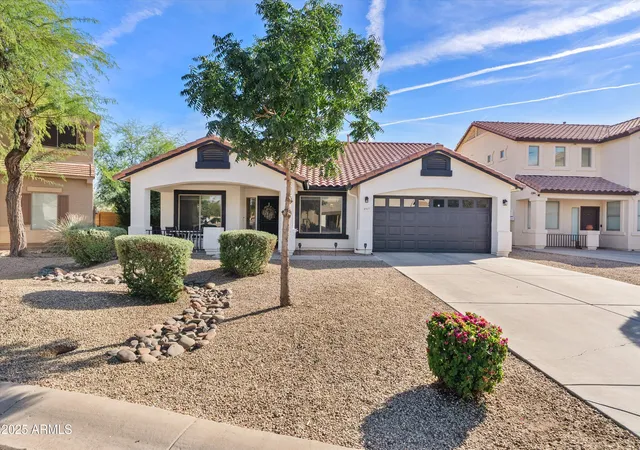 Single family home for sale at 4507 E Tanzanite Ln, San Tan Valley, AZ 85143 | MLS# 7065066
