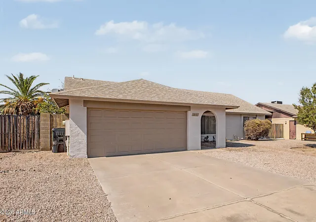 Photo 2 of Single family home for sale at 812 W Bell De Mar Dr, Tempe, AZ 85283 | MLS# 7065194 | Listing updated on 2026-08-31