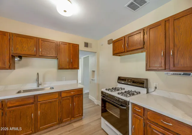 5th image of 3101 E Oak St, Phoenix, AZ 85008 | MLS# 7065108