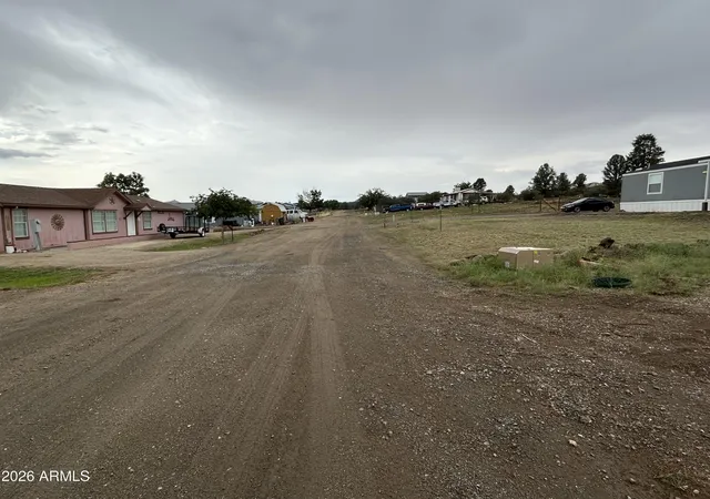 5th image of 18318 S Frontier Rd #328, Peeples Valley, AZ 86332 | MLS# 7066848