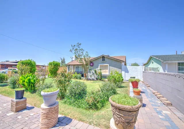 5th image of 122 W Grove St, Phoenix, AZ 85041 | MLS# 7065399
