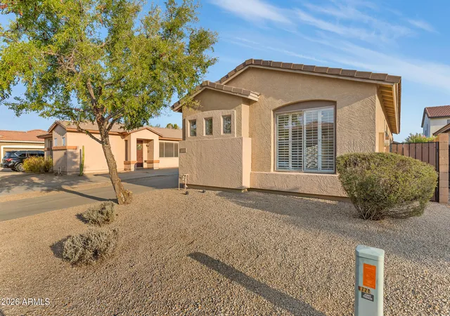 Photo 2 of Sale Pending at 8771 W Windsor Dr, Peoria, AZ 85381 | MLS# 7065178 | Listing updated on 2026-08-24