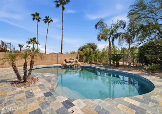 Photo 3 of Single family home for sale at 1331 W Beck Ln, Phoenix, AZ 85023 | MLS# 7065173 | Listing updated on 2026-09-10