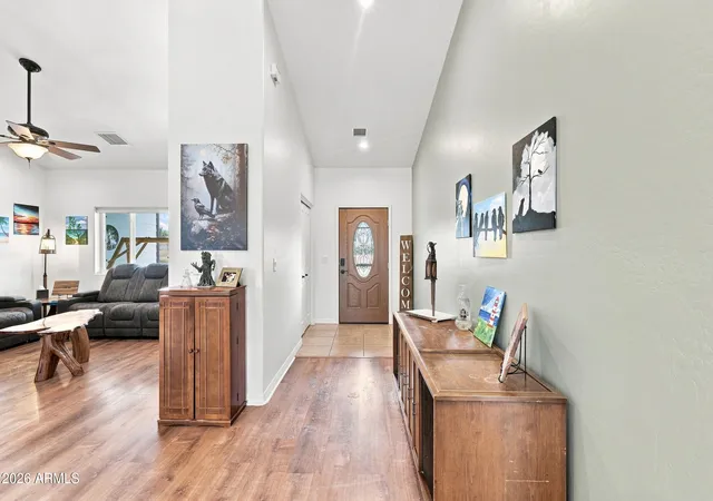 Photo 3 of Single family home for sale at 6534 Jardin Dr, Show Low, AZ 85901 | MLS# 7065236 | Listing updated on 2026-08-29