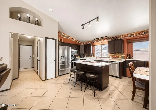 Photo 4 of Single family home for sale at 102 W Morrow Dr, Phoenix, AZ 85027 | MLS# 7065521 | Listing updated on 2026-08-31