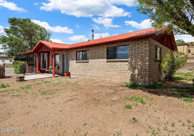 3rd image of 685 N Alta Vista Dr, Eagar, AZ 85925 | MLS# 7065248