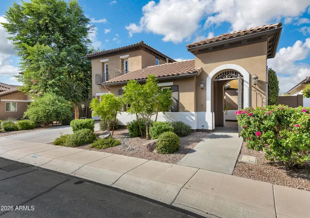Photo 3 of Single family home for sale at 2240 E Azalea Dr, Chandler, AZ 85286 | MLS# 7067077 | Listing updated on 2026-09-09