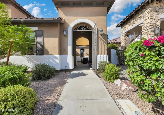 Photo 4 of Single family home for sale at 2240 E Azalea Dr, Chandler, AZ 85286 | MLS# 7067077 | Listing updated on 2026-09-09