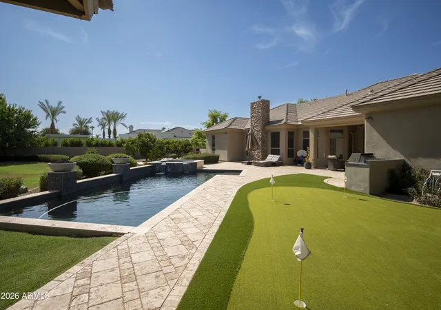 Photo 3 of Single family home for sale at 2091 E Coconino Ct, Gilbert, AZ 85298 | MLS# 7065968 | Listing updated on 2026-08-27