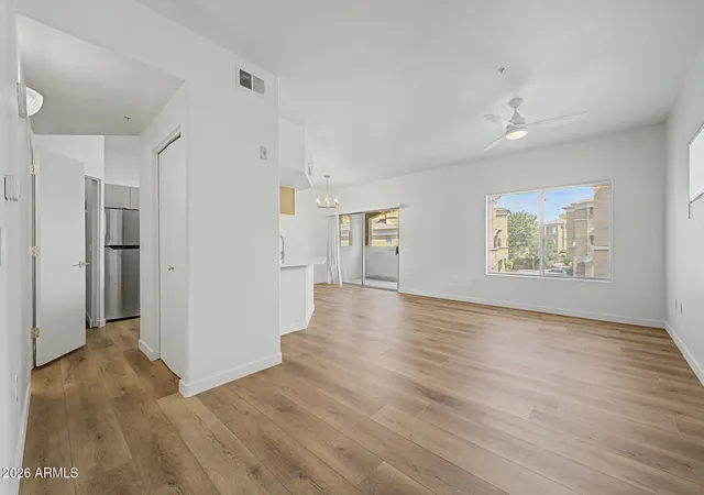 Photo 4 of Townhouse for sale at 4644 N 22nd Street #2117, Phoenix, AZ 85016 | MLS# 7066796 | Listing updated on 2026-09-17