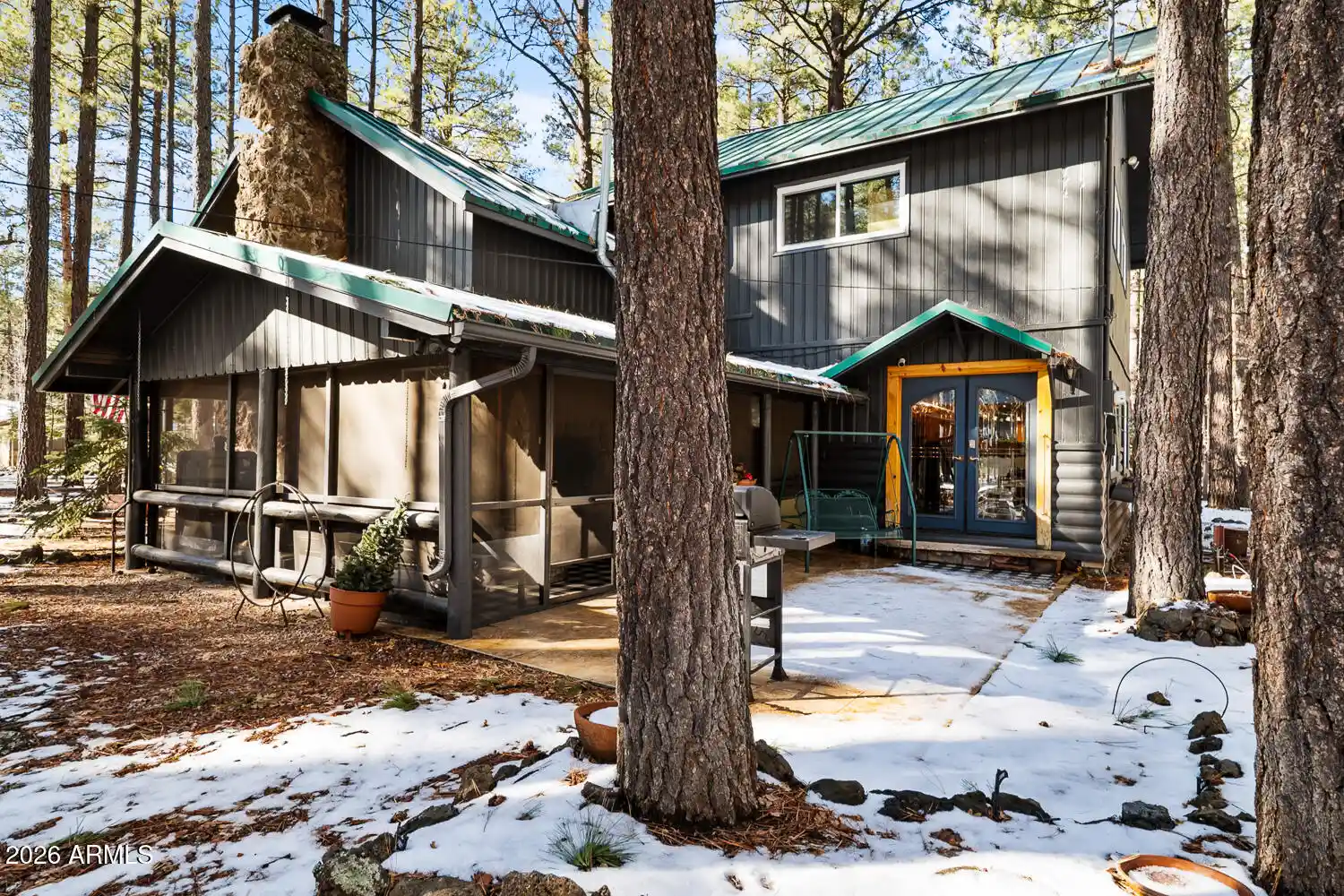 Photo 1 of Single family home for sale at 2627 N Douglas Fir Dr, Pinetop, AZ 85935 | MLS# 7092297 | Listing updated on 2026-10-11