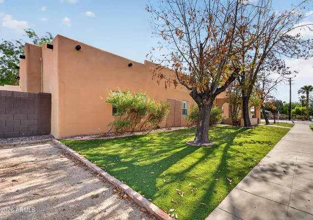 Photo 2 of Single family home for sale at 2325 N 7th Avenue, Phoenix, AZ 85007 | MLS# 7065483 | Listing updated on 2026-09-17