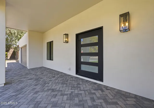 Photo 3 of Sale Pending at 6521 E Sharon Dr, Scottsdale, AZ 85254 | MLS# 7065438 | Listing updated on 2026-09-15