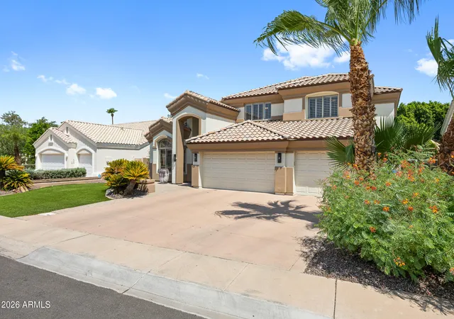 2nd image of 1442 E Catamaran Dr, Gilbert, AZ 85234 | MLS# 7065735