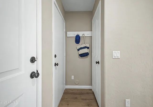 3rd image of 15465 W Port Royale Ln, Surprise, AZ 85379 | MLS# 7065901