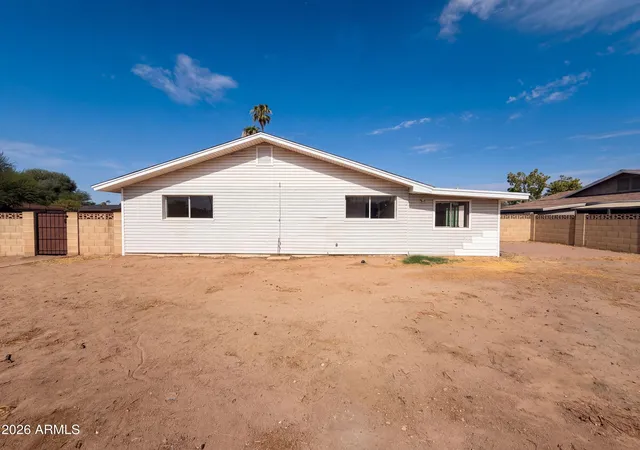 27th image of 10215 N 36th Ave, Phoenix, AZ 85051 | MLS# 7065490