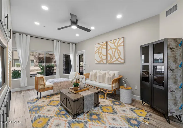 image of 5350 E Deer Valley Dr #1250, Phoenix, AZ 85054 | MLS# 7066493