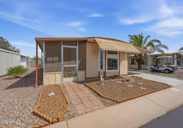Photo 2 of Manufactured home for sale at 2100 N Trekell Rd #26, Casa Grande, AZ 85122 | MLS# 7066955 | Listing updated on 2026-08-31